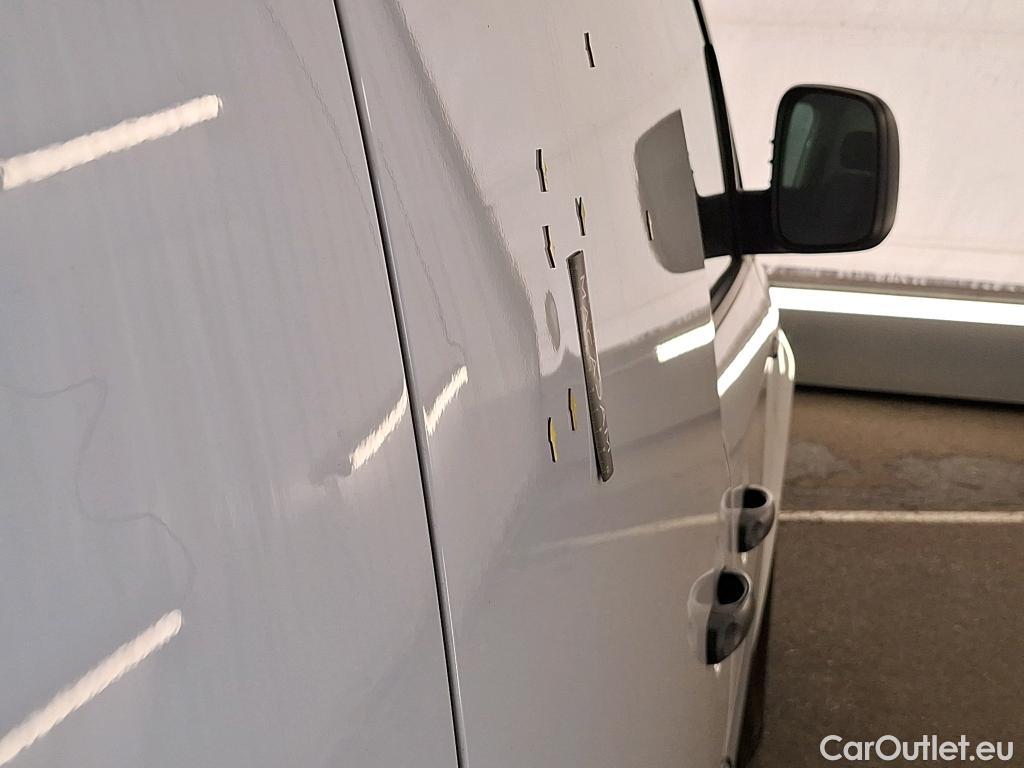 Volkswagen  Caddy VOLKSWAGEN  Van / 2015 / 4P / Fourgonnette 2.0 TDI 75 Business Line #27