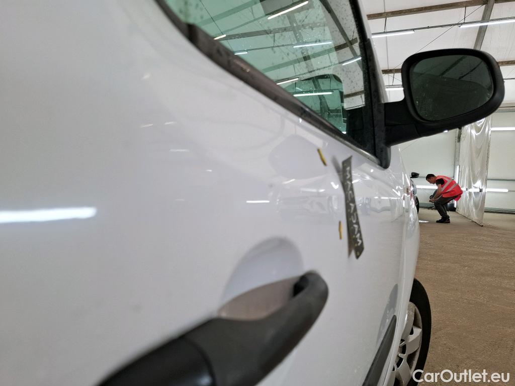  Renault  Kangoo  Express Extra (Série Spéciale) 1.5 dCi 90CV BVM5 E6 #24