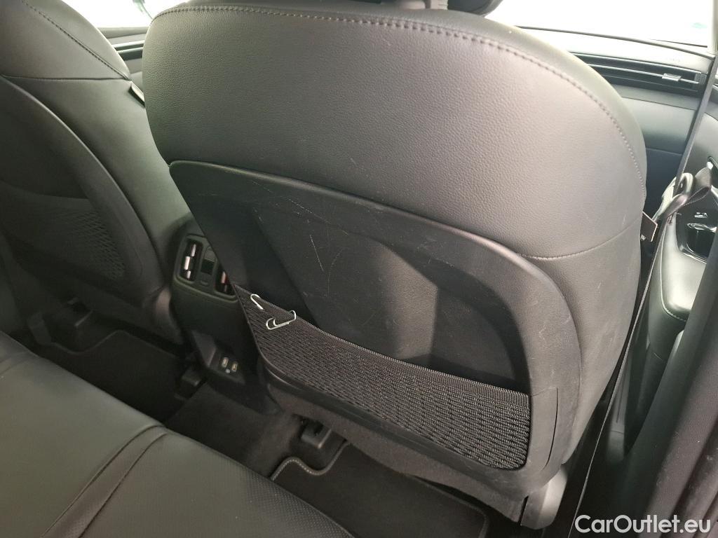  Hyundai  Tucson HYUNDAI  / 2020 / 5P / SUV 1.6 HYBRID 230 EXECUTIVE #4