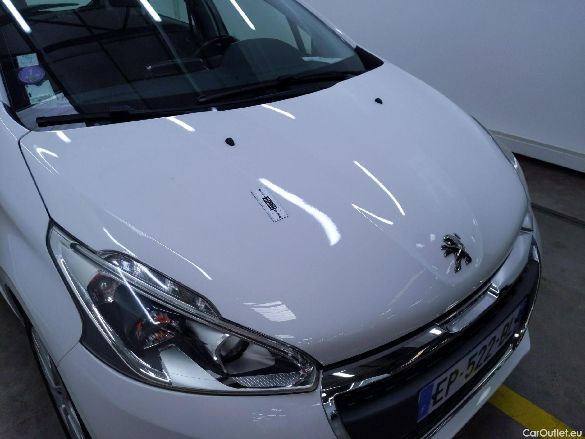  Peugeot  208  Allure Business 1.2 PureTech 110CV BVM5 E6 #13