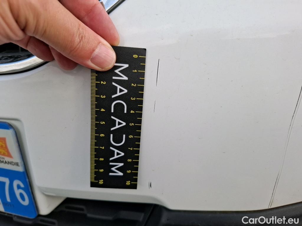  Peugeot  2008 PEUGEOT  / 2016 / 5P / Crossover Puretech 82 S&S €6.c ACTIVE #18