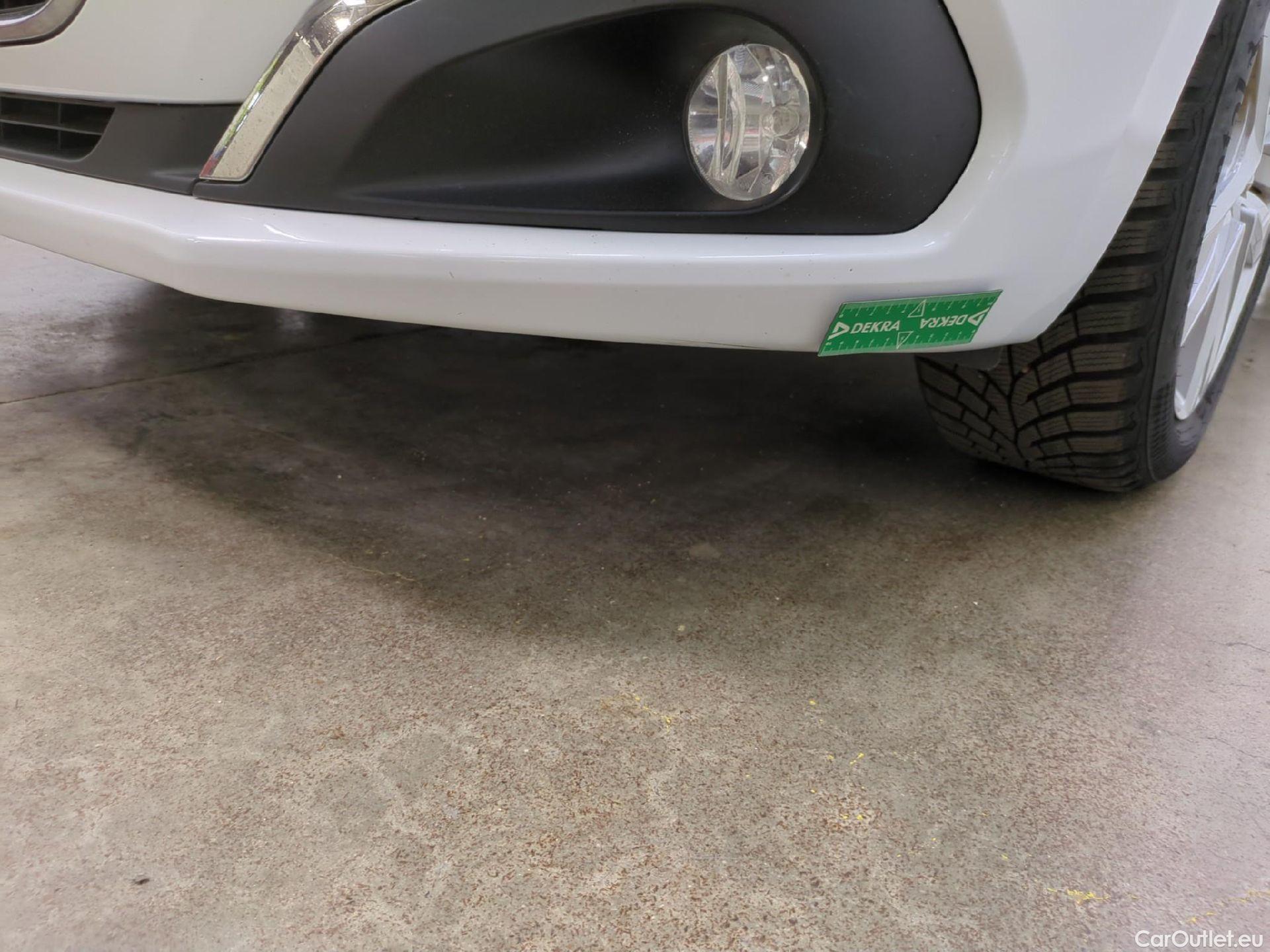  Peugeot  208  Allure Business 1.2 PureTech 110CV BVM5 E6 #13