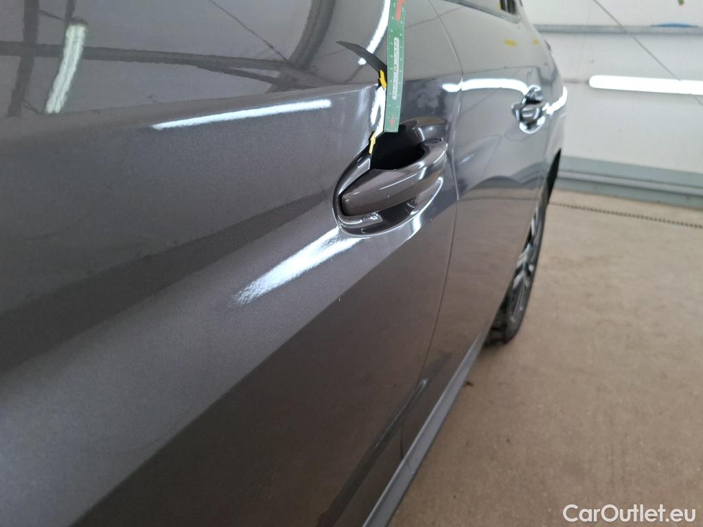  Peugeot  208  Allure Pack 1.2 PureTech 100CV BVA8 E6d #2