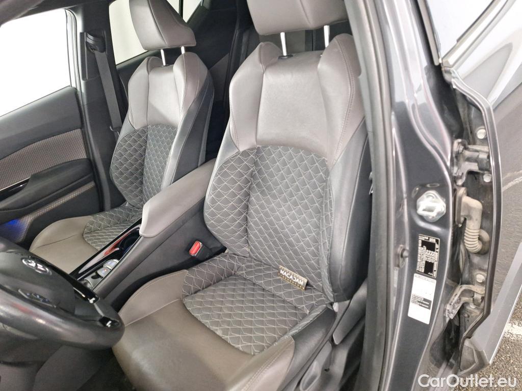  Toyota  C-HR TOYOTA  / 2016 / 5P / SUV 2.0 HYBRIDE 184 DISTINCTIVE #19