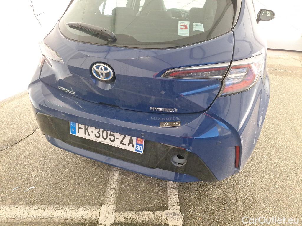  Toyota  Corolla TOYOTA  / 2018 / 5P / Berline Hybride 122h Dynamic Business #45