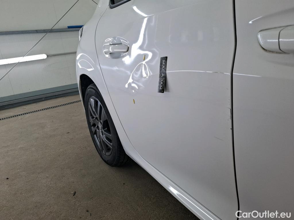  Peugeot  208  / 2019 / 5P / Berline / 1.2 PT 100 S&S EAT8 Active Business #1