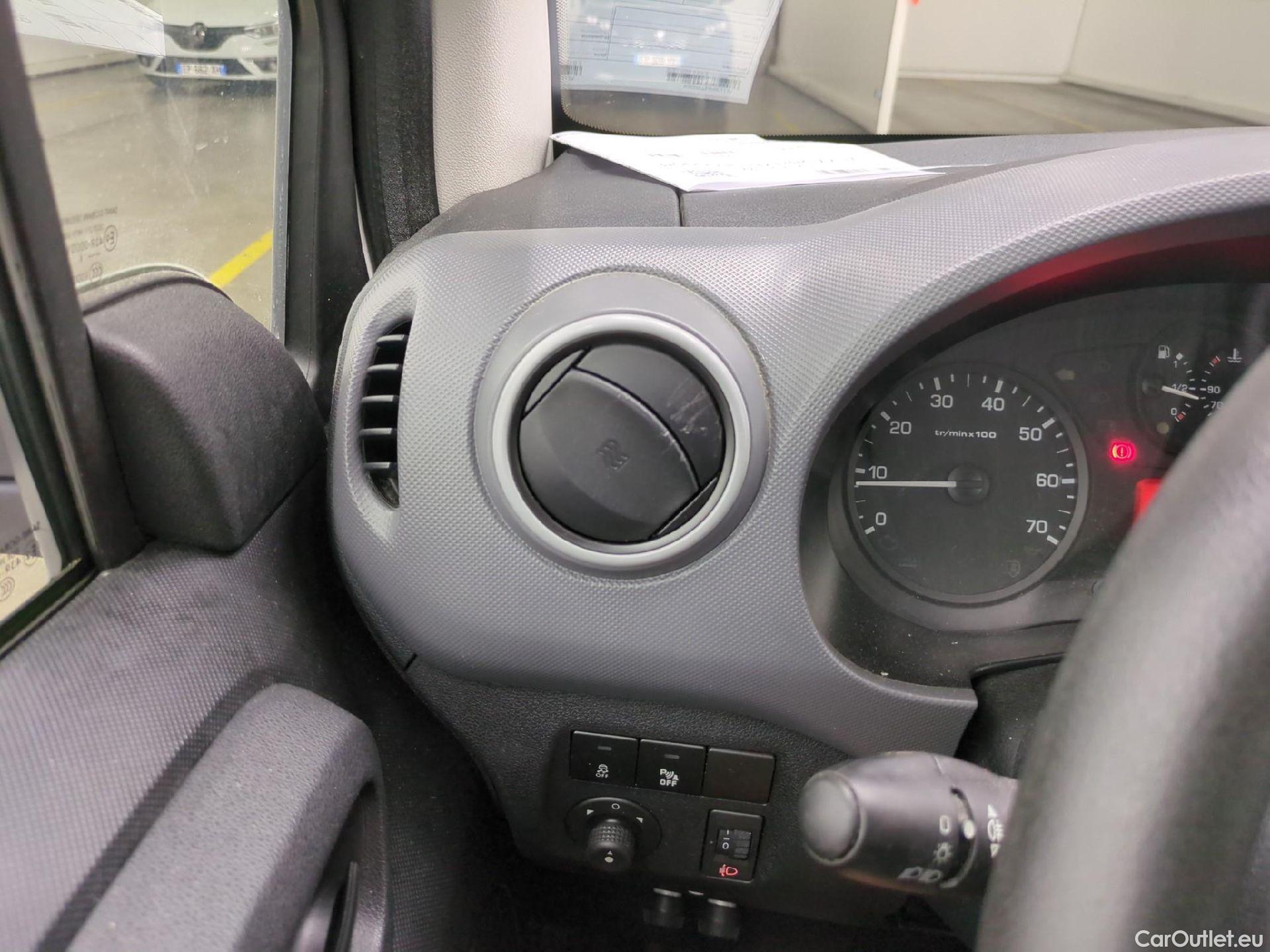  Citroen  Berlingo  Fourgon Club L1 (Court) 1.6 BlueHDi 100CV BVM5 E6 #4