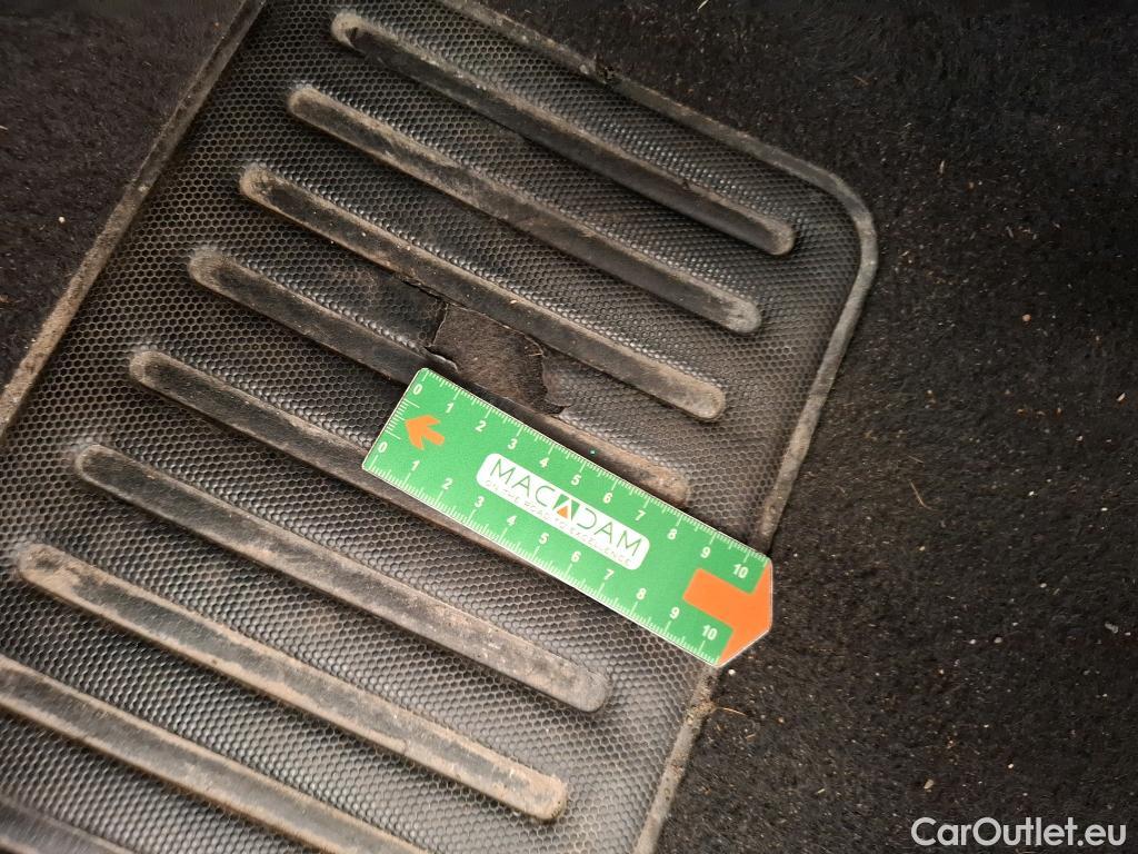  Citroen  C3 CITROEN  Société / 2020 / 5P / Berline / VU PureTech 83 S&S BVM Feel #6