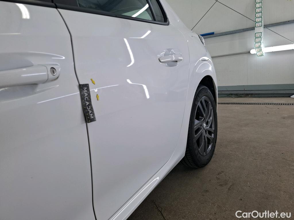  Peugeot  208  / 2019 / 5P / Berline / 1.2 PT 100 S&S EAT8 Active Business #59