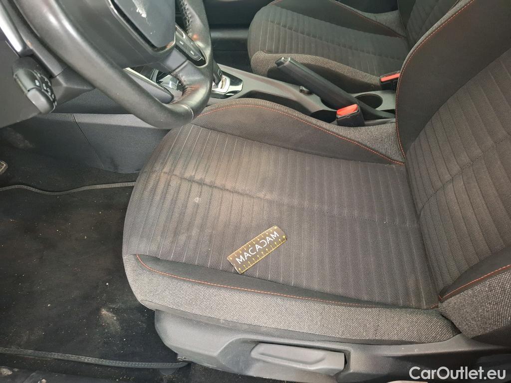  Peugeot  208  / 2019 / 5P / Berline / 1.2 PT 100 S&S EAT8 Active Business #65