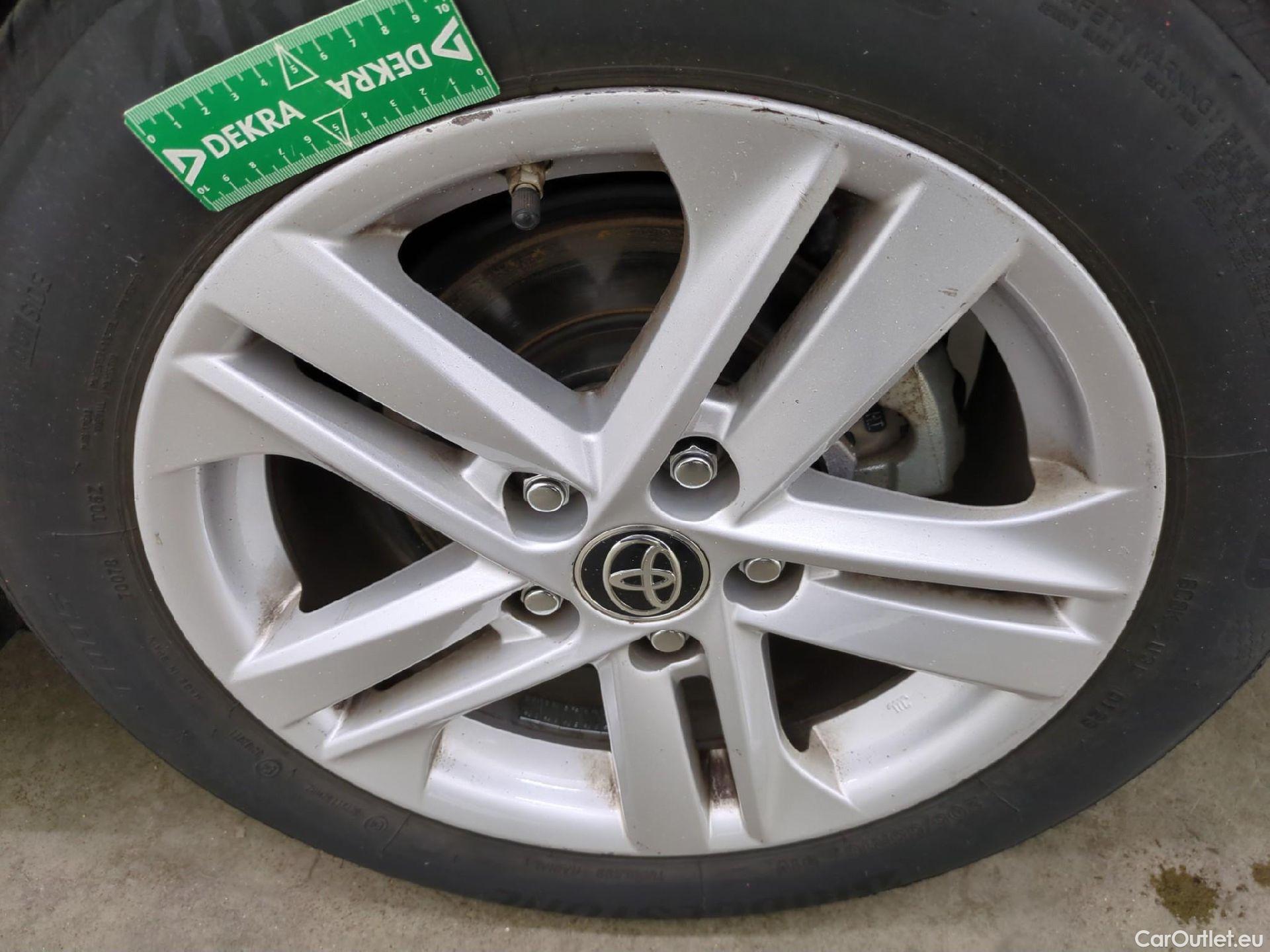  Toyota  Corolla TOYOTA  Touring Sports / 2018 / 5P / Break Hybride 122h Dynamic Business Stage Acad TVU #10