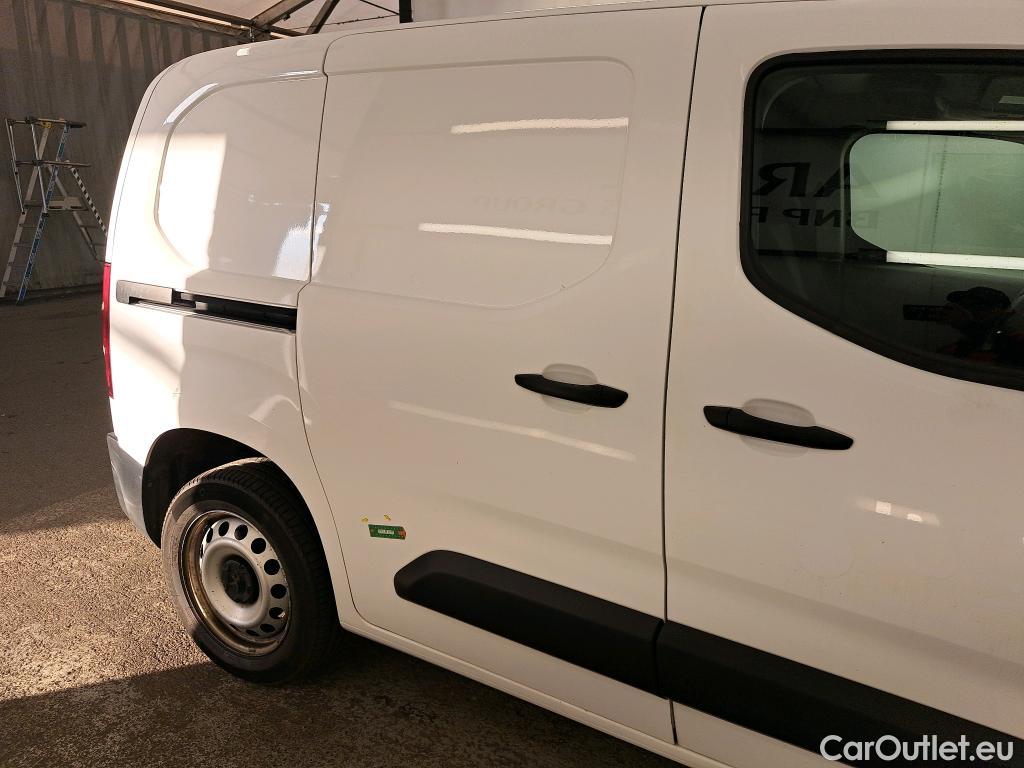  Peugeot  Partner  Asphalt L1 1.5 HDi 130CV BVA8 E6dT #15