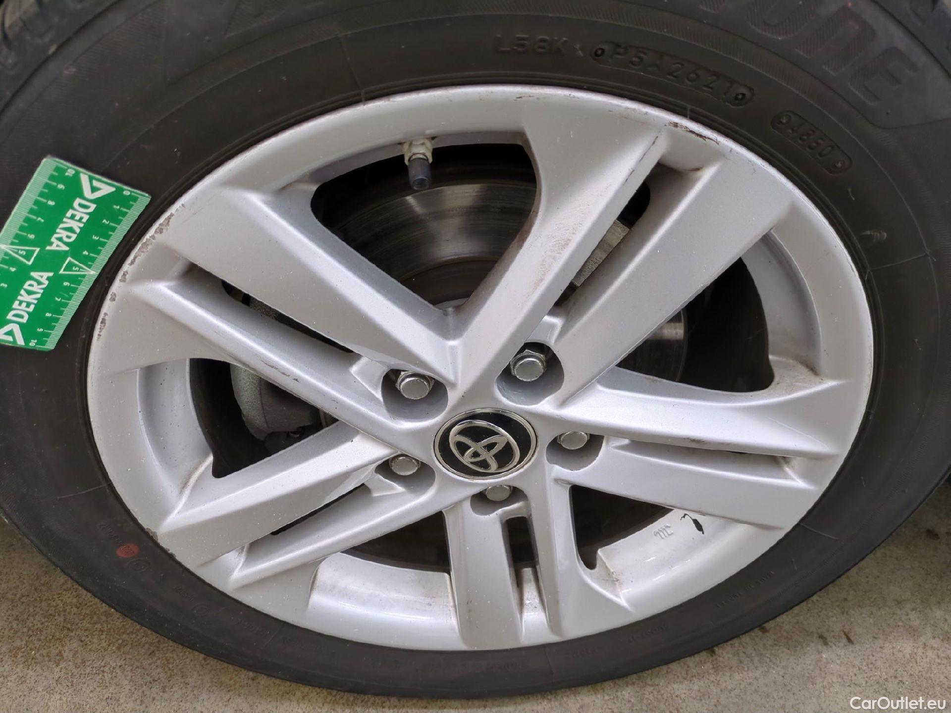  Toyota  Corolla TOYOTA  Touring Sports / 2018 / 5P / Break Hybride 122h Dynamic Business Stage Acad TVU #8