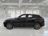  Alfa Romeo   STELVIO ALFA ROMEO / 2017 / 5P / SUV 2.2 TURBO DIESEL 190CV BUSINESS AT8 Q4 #8