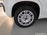  Fiat  Panda FIAT  / 2011 / 5P / BERLINA 1.2 69CV E6 EASY #18