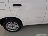  Fiat  Panda FIAT  / 2011 / 5P / BERLINA 1.2 69CV E6 EASY #31