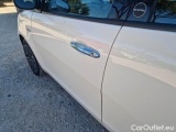  Lancia  Ypsilon LANCIA  ECOCHIC / 2015 / 5P / BERLINA 1.0 70CV FIREFLY HYBRID SeS GOLD #35