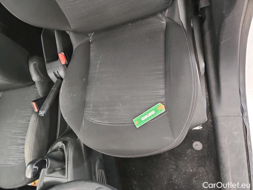  Peugeot  208  Affaire Premium Pack 1.2 80CV BVM5 E6dT #15