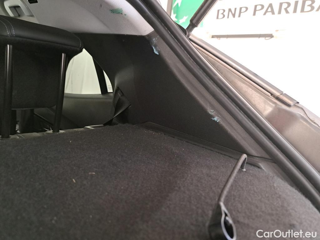  Peugeot  2008  Allure Business 1.2 PureTech 130CV BVA8 E6d #51