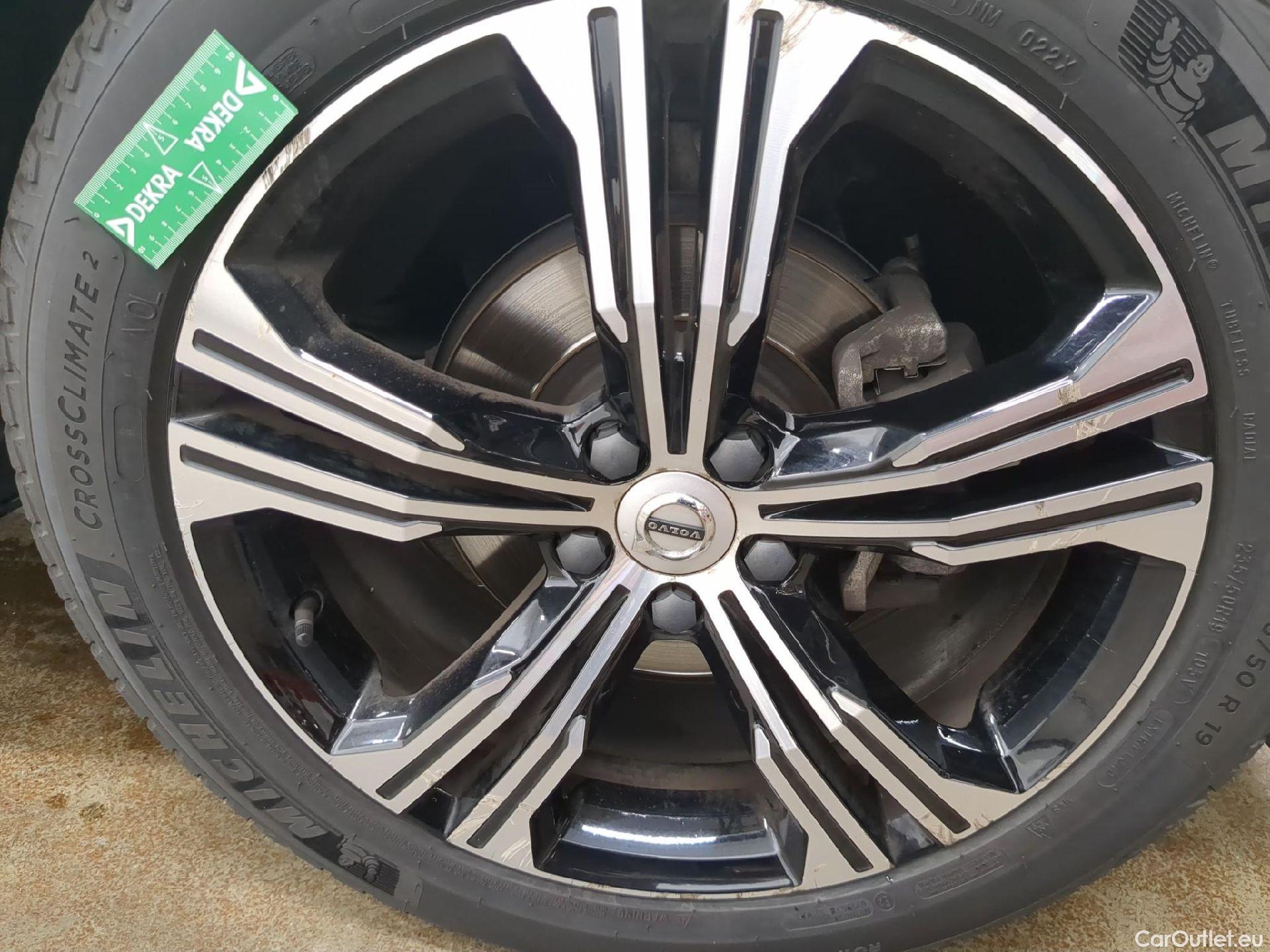  Volvo  XC 40 XC40 Inscription Luxe 2WD 1.5 T3 165CV BVA8 E6dT #5