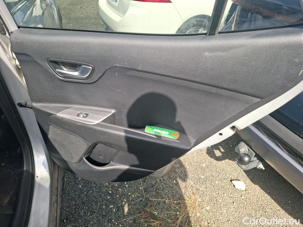  KIA  STONIC  GT Line Premium 1.0 T-GDI 100CV BVM6 E6d #26