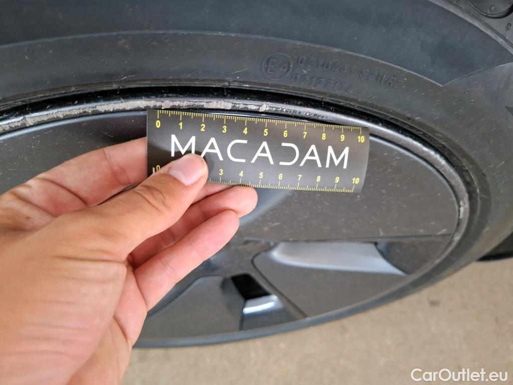  Tesla  Model 3 TESLA  / 2018 / 4P / Berline Propulsion #8