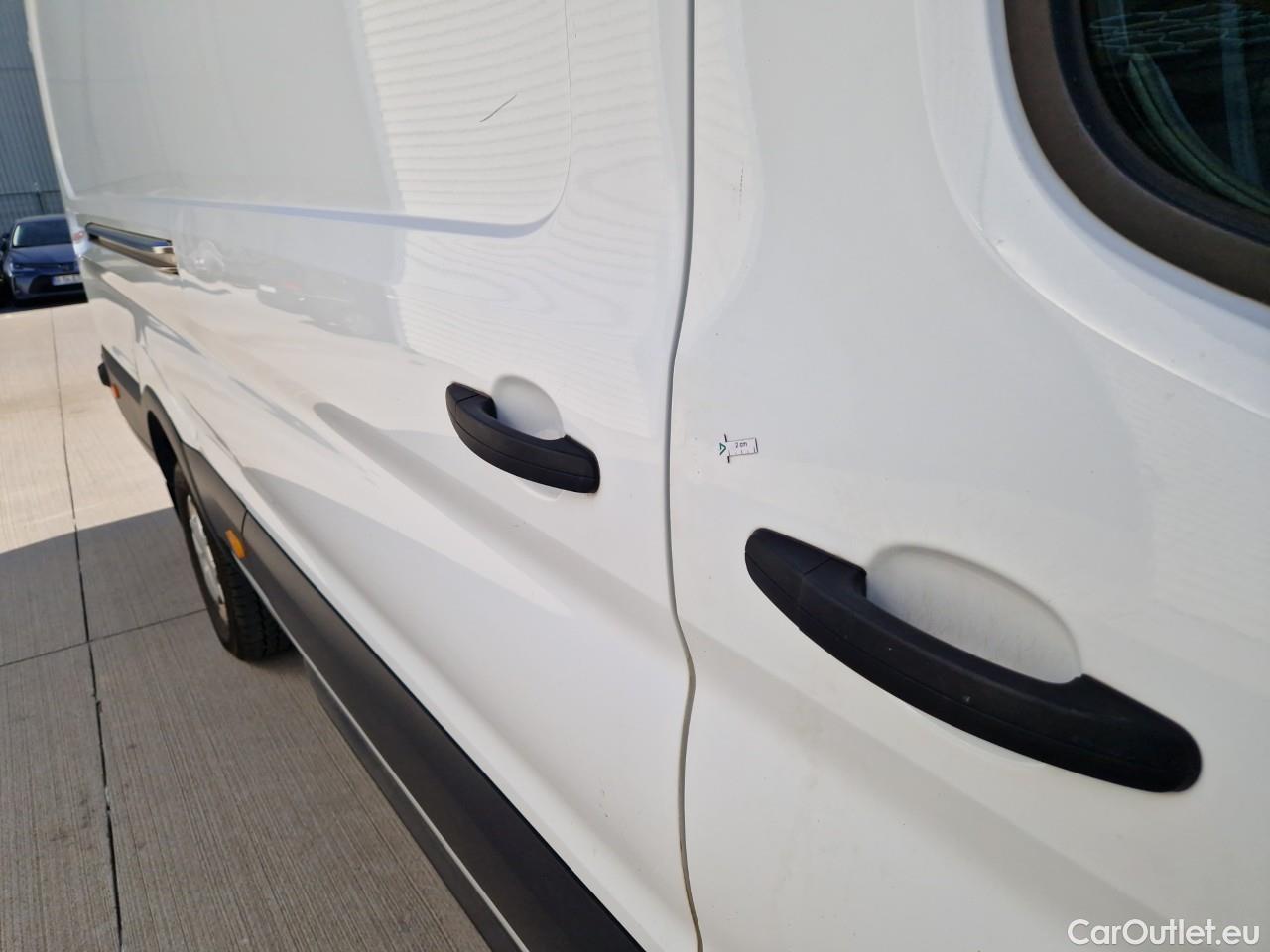  Ford  Transit 2.0L EcoBlue 130PS Trend RWD H3 350 L4 #13