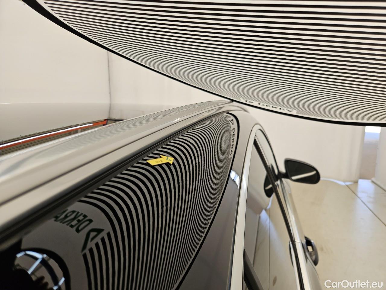  Mercedes  EQA  250 #25