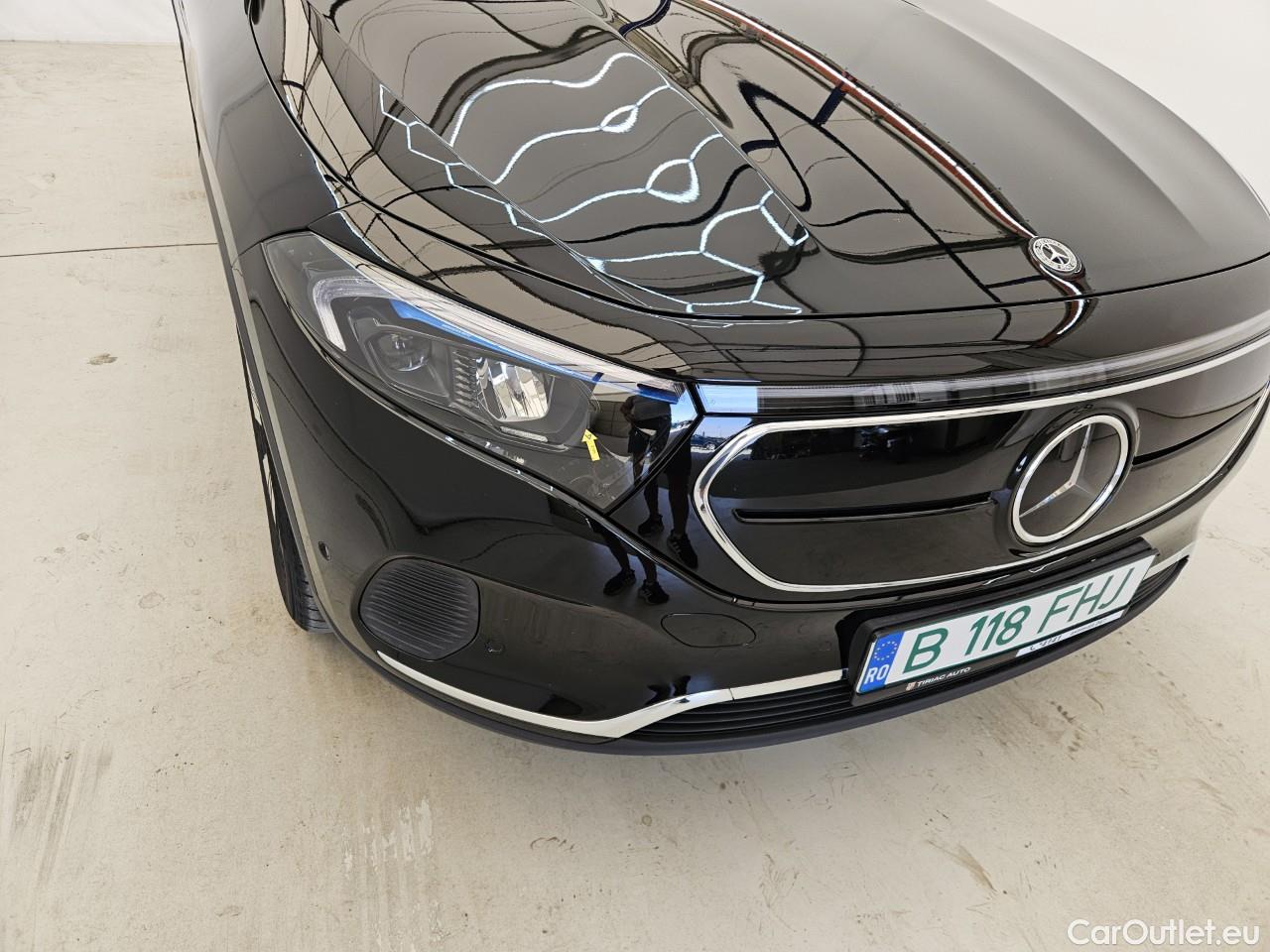  Mercedes  EQA  250 #46