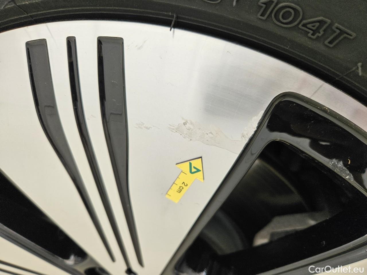  Mercedes  EQA  250 #23