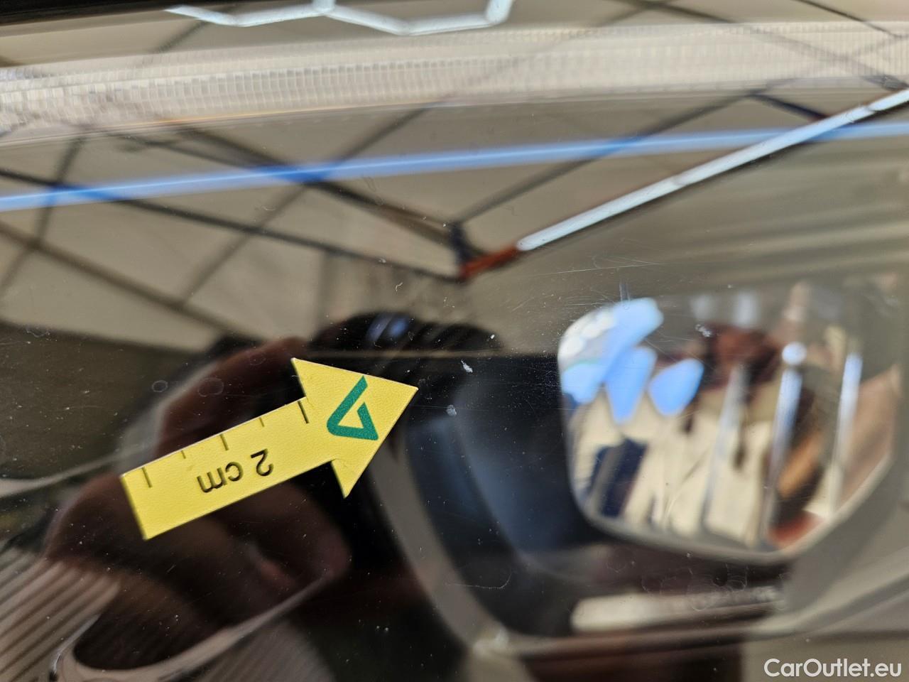  Mercedes  EQA  250 #44