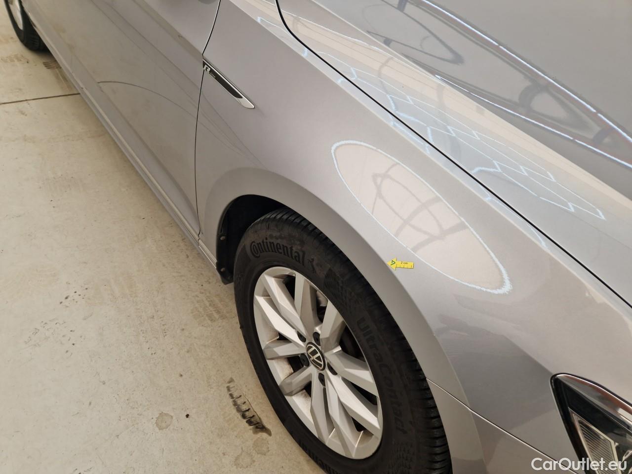  Volkswagen  Passat Comfortline 2.0 TDI DSG 150 CP #30