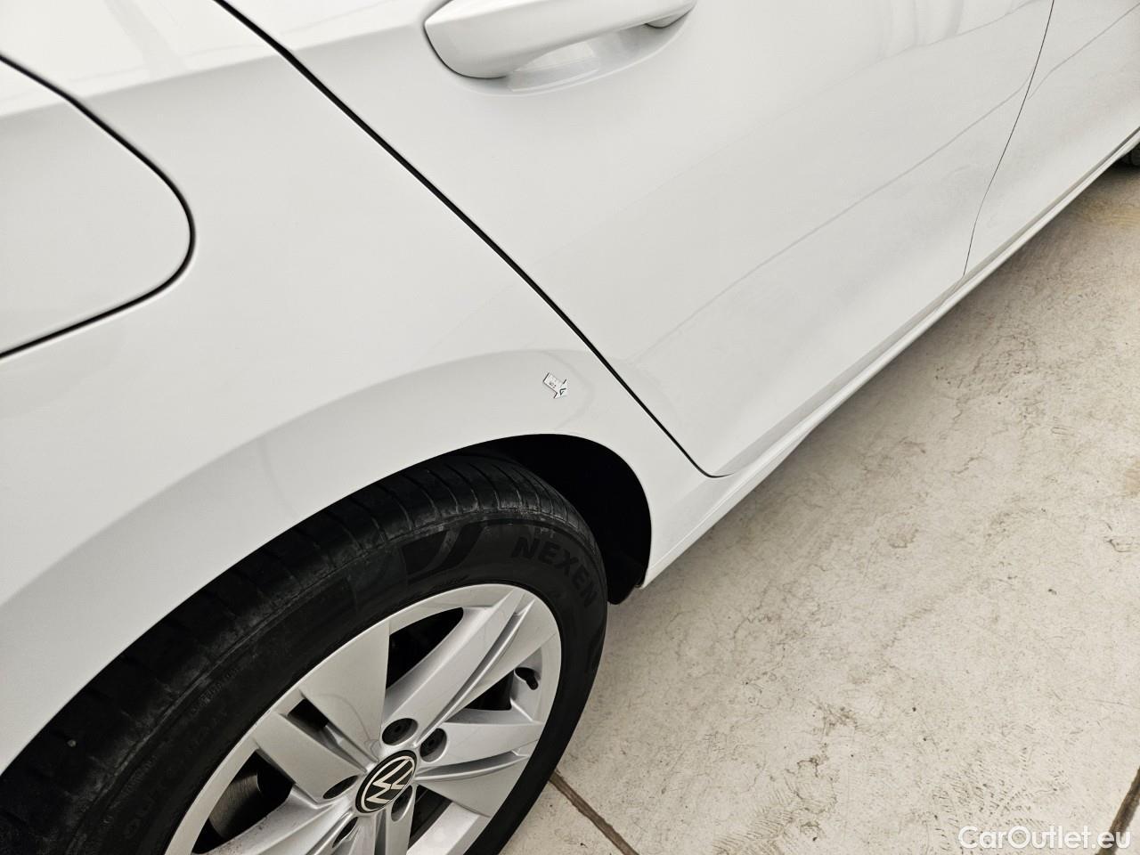  Volkswagen  Golf  Life 1.5 eTSI ACT DSG mild-Hybrid #21