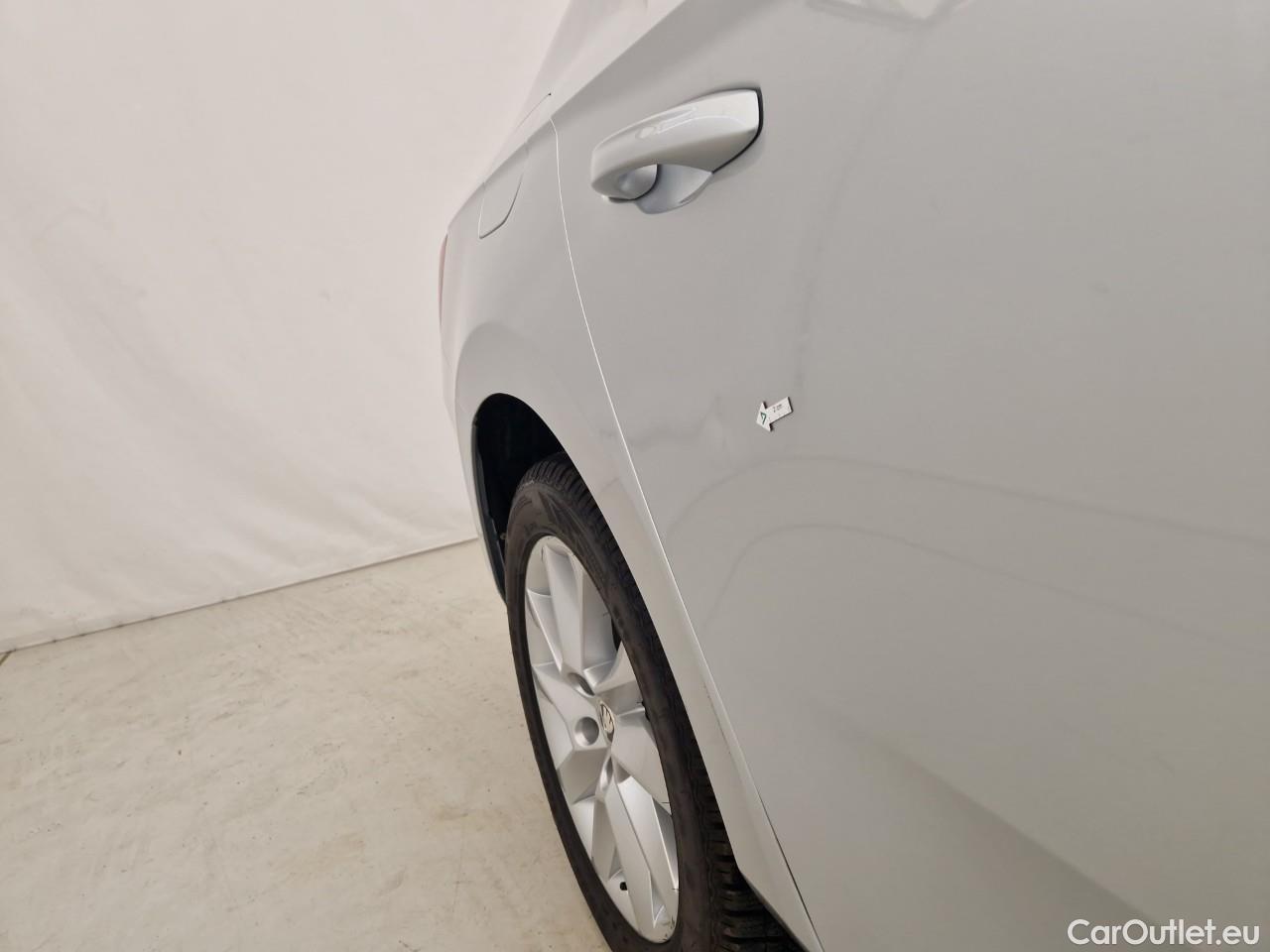  Skoda  Superb 1.5 TSI 150CP Ambition DSG #28