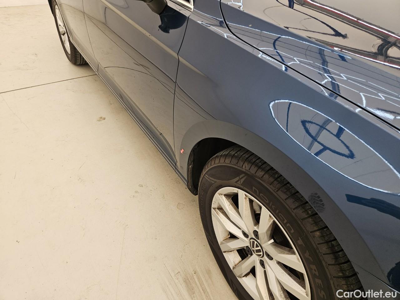  Volkswagen  Passat Comfortline 2.0 TDI DSG 150 CP #20