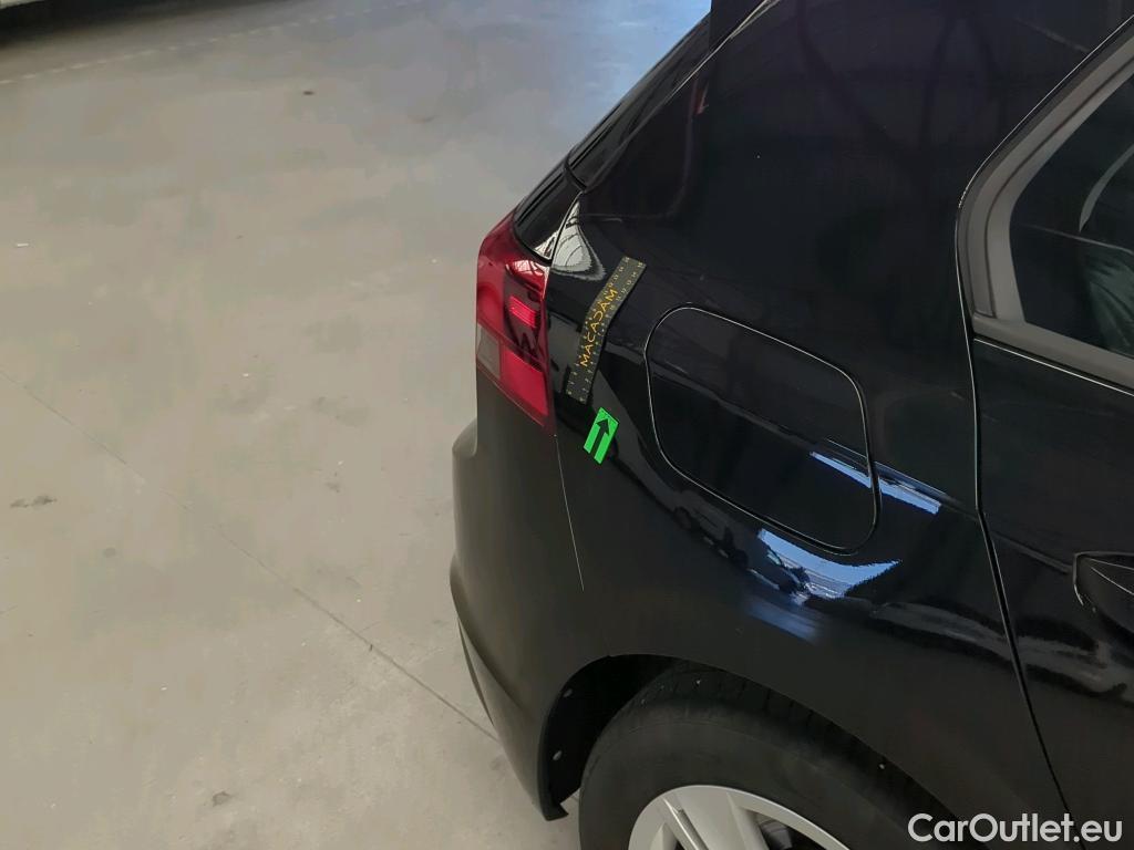  Volkswagen  Golf  Life 1.0 eTSI DSG mild-Hybrid #21