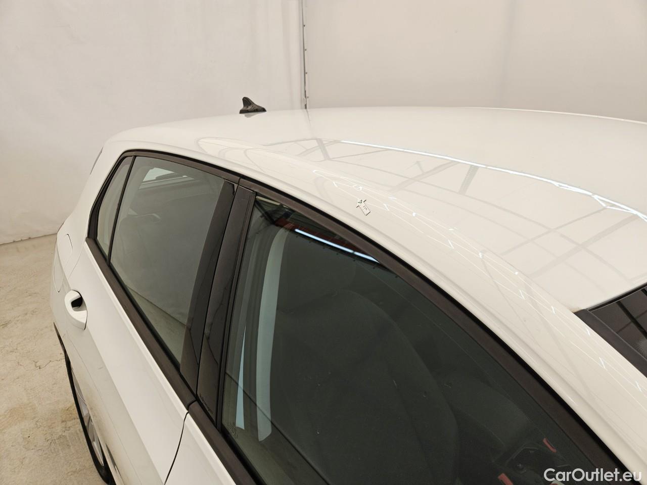  Volkswagen  Golf  Life 1.5 eTSI ACT DSG mild-Hybrid #18