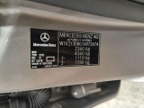 Mercedes  E-Klasse Mercedes-Benz  Berline E 200 4d #18