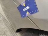  Mercedes  E-Klasse Mercedes-Benz  Berline E 200 4d #46