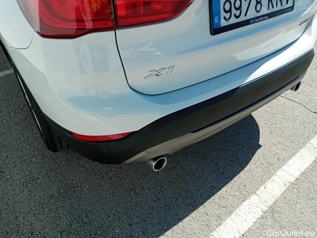  Bmw  X1 BMW  / 2015 / 5P / todoterreno sDrive18d #11