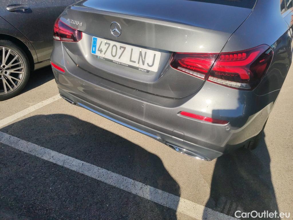  Mercedes  A-Klasse Clase A Sedán A 200 d (117.112) 150CV AT8 E6d #20