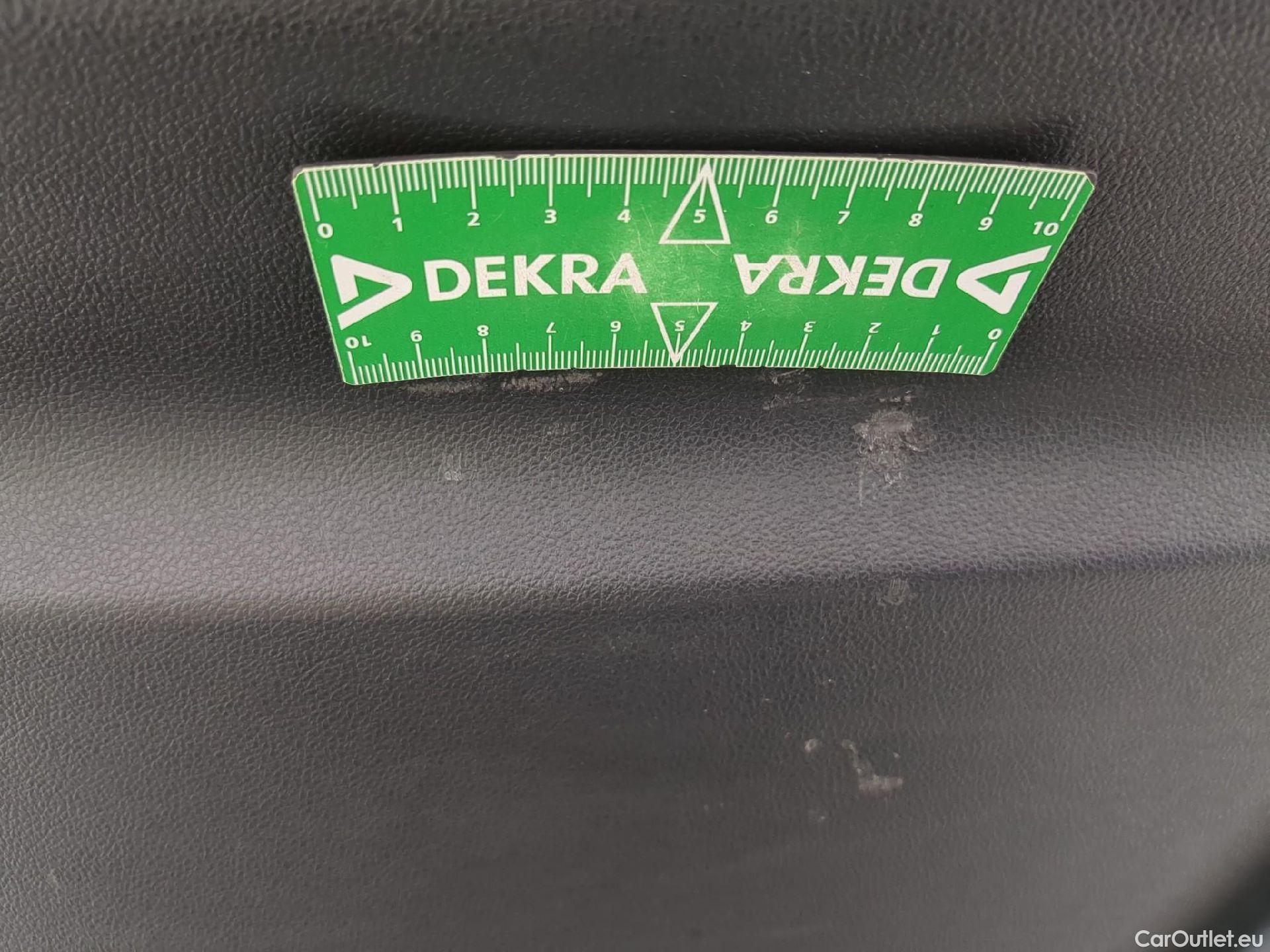  Renault  Clio  IV Air MediaNav 1.5 dCi 75CV BVM5 E6 #10