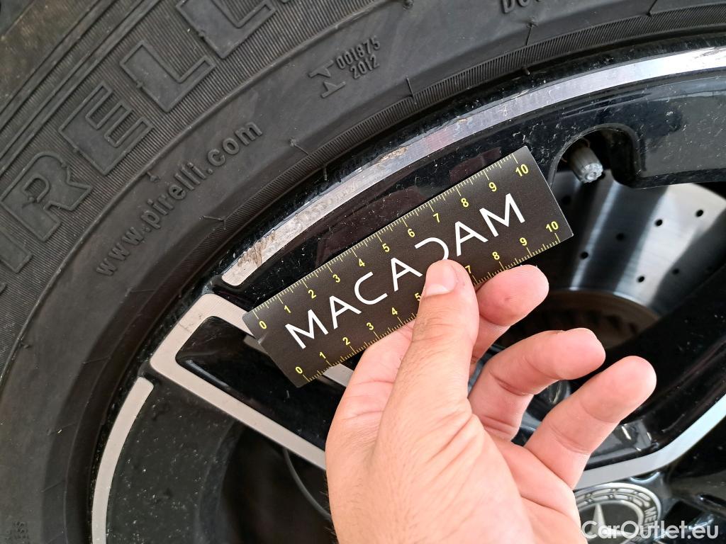  Mercedes  G-Klasee MERCEDES-BENZ GLC Coupe / 2019 / 5P / Coupé 2.0 GLC 300 E BUSINESS LINE 4MATIC #7