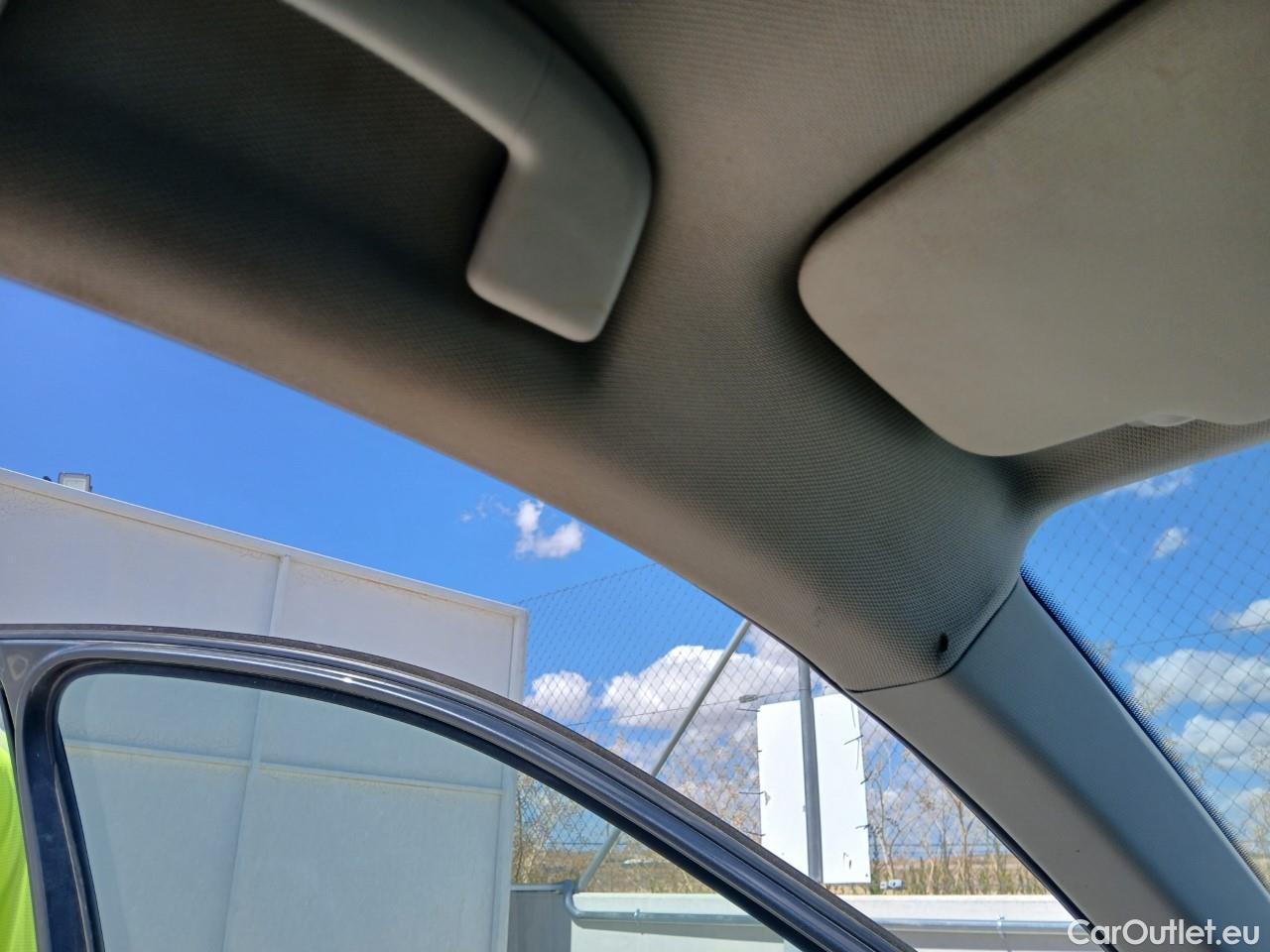  Volkswagen  T-ROC  Advance 2.0 TDI 150CV AT7 E6d #4