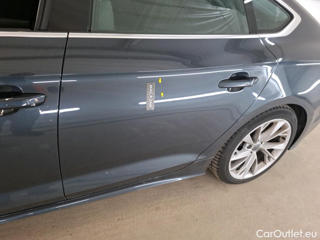  Audi  A5 Sportback AUDI  / 2019 / 5P / Berline 40 TFSI 190 S TRONIC 7 BUSI LINE SB #38