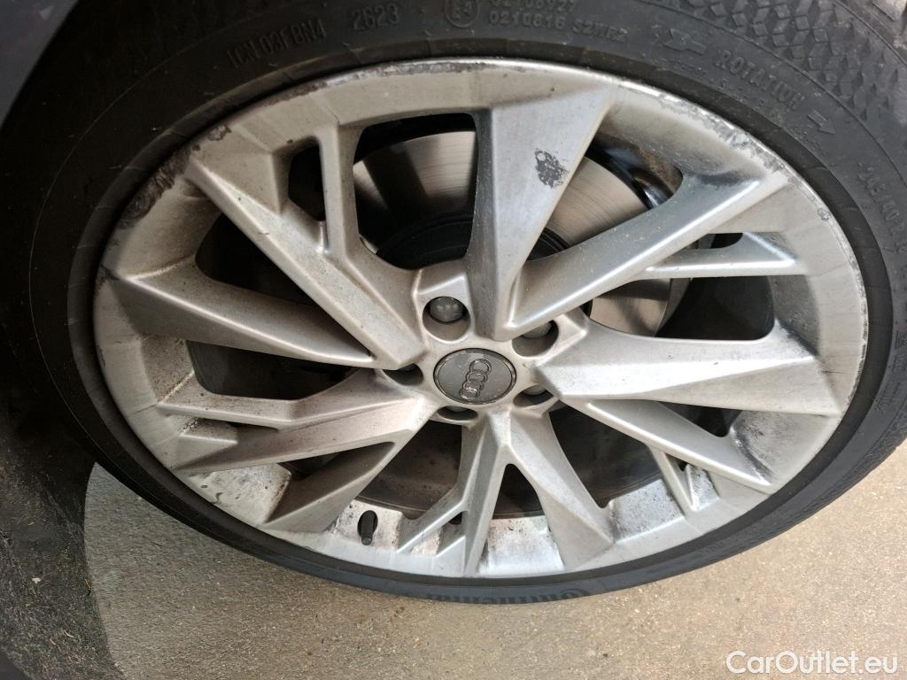  Audi  A5 Sportback AUDI  / 2019 / 5P / Berline 40 TFSI 190 S TRONIC 7 BUSI LINE SB #26