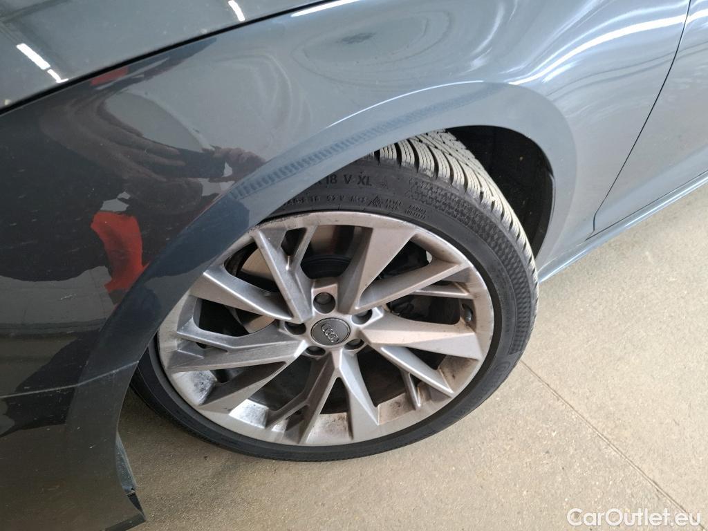  Audi  A5 Sportback AUDI  / 2019 / 5P / Berline 40 TFSI 190 S TRONIC 7 BUSI LINE SB #17