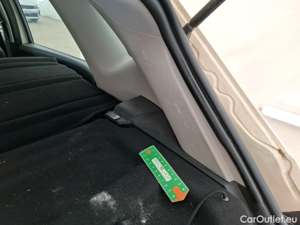  Renault  Captur  Business 0.9 TCe 90CV BVM5 E6 #42