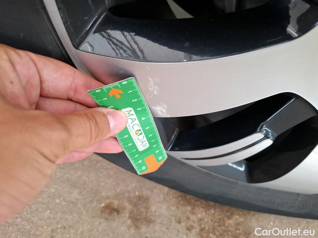  Renault  Captur  Business 0.9 TCe 90CV BVM5 E6 #64