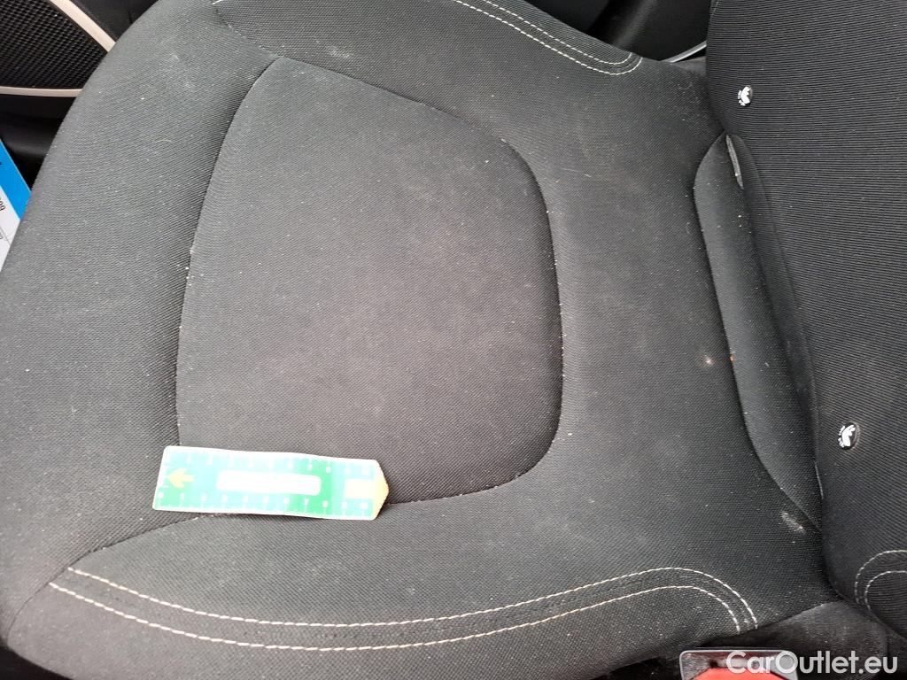  Renault  Captur  Business 0.9 TCe 90CV BVM5 E6 #51